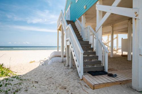 Just Beachy by Oak Island Accommodations - photo 23