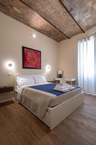 The Heartbeat of Bohemian Rome — 4-Star Luxury Hotel in Rome, Italy