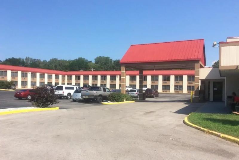 Days Inn by Wyndham Muskegon — hotel in Muskegon