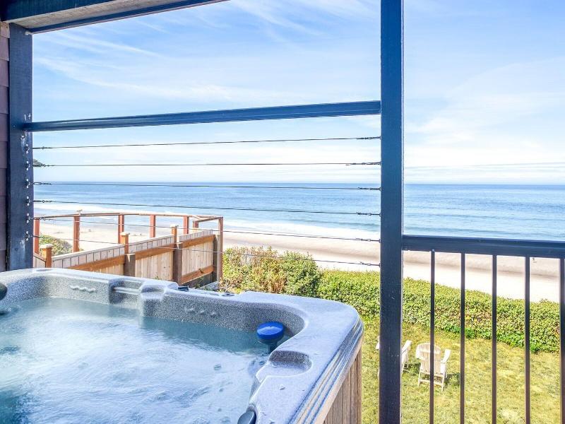 Starfish Manor Oceanfront Hotel - photo 64