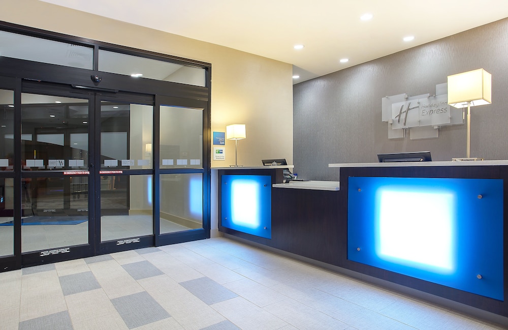 Holiday Inn Express Berea by IHG - photo 32