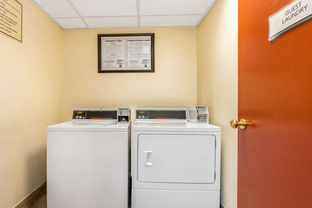 Baymont by Wyndham Orlando South - photo 47