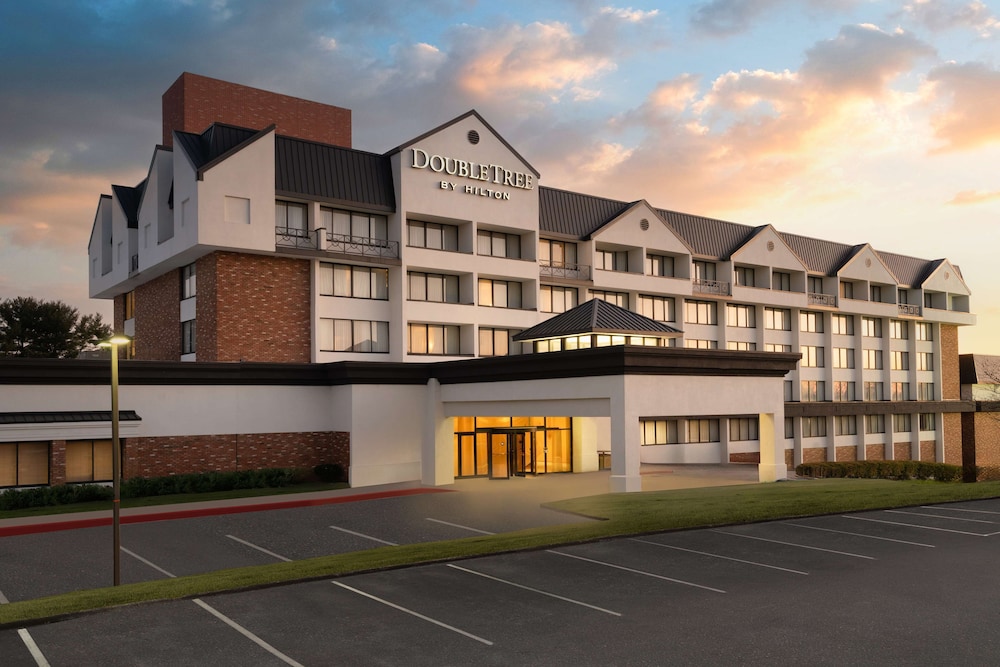 DoubleTree By Hilton Baltimore North Pikesville - photo 85