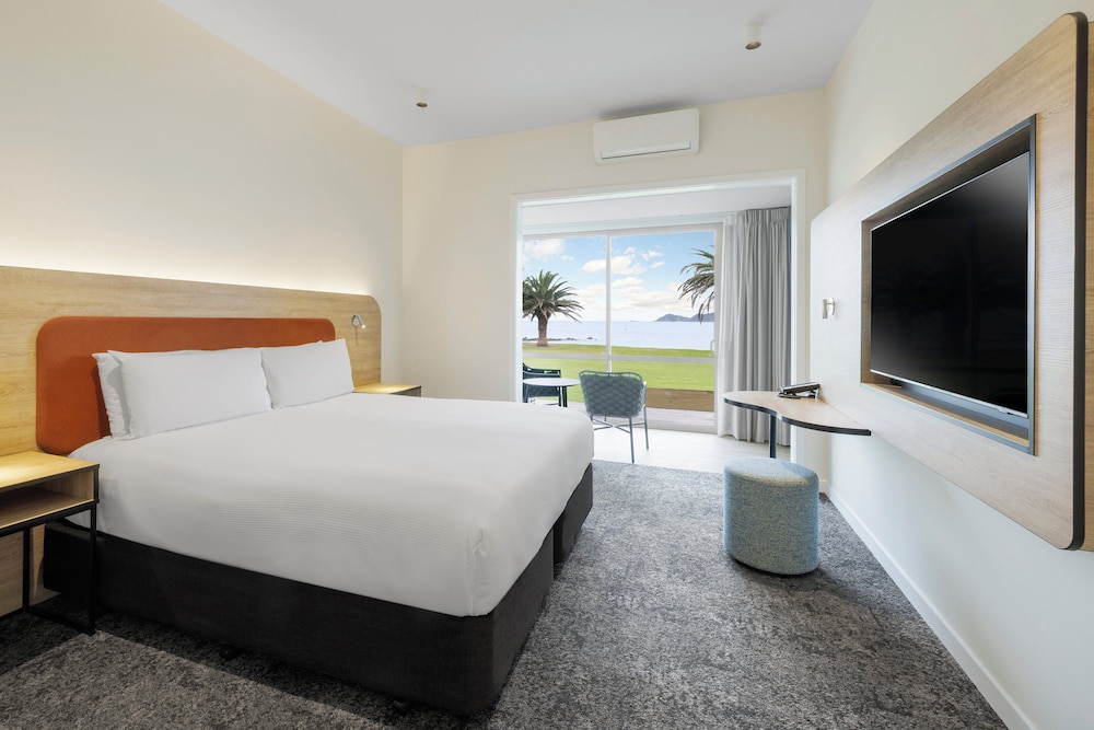 Copthorne Hotel and Resort Bay of Islands — 4-Star Luxury Hotel in Waitangi, New Zealand