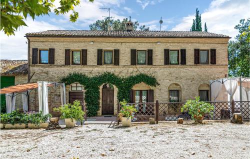 Nice Home In Macerata With Wifi — 4-Star Luxury Hotel in Macerata, Italy