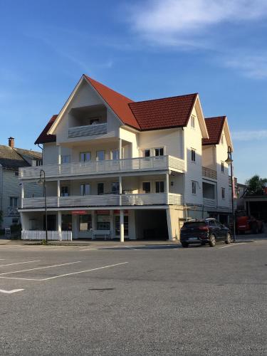 Balestrand Fjordapartments — 4-Star Luxury Hotel in Balestrand, Norway
