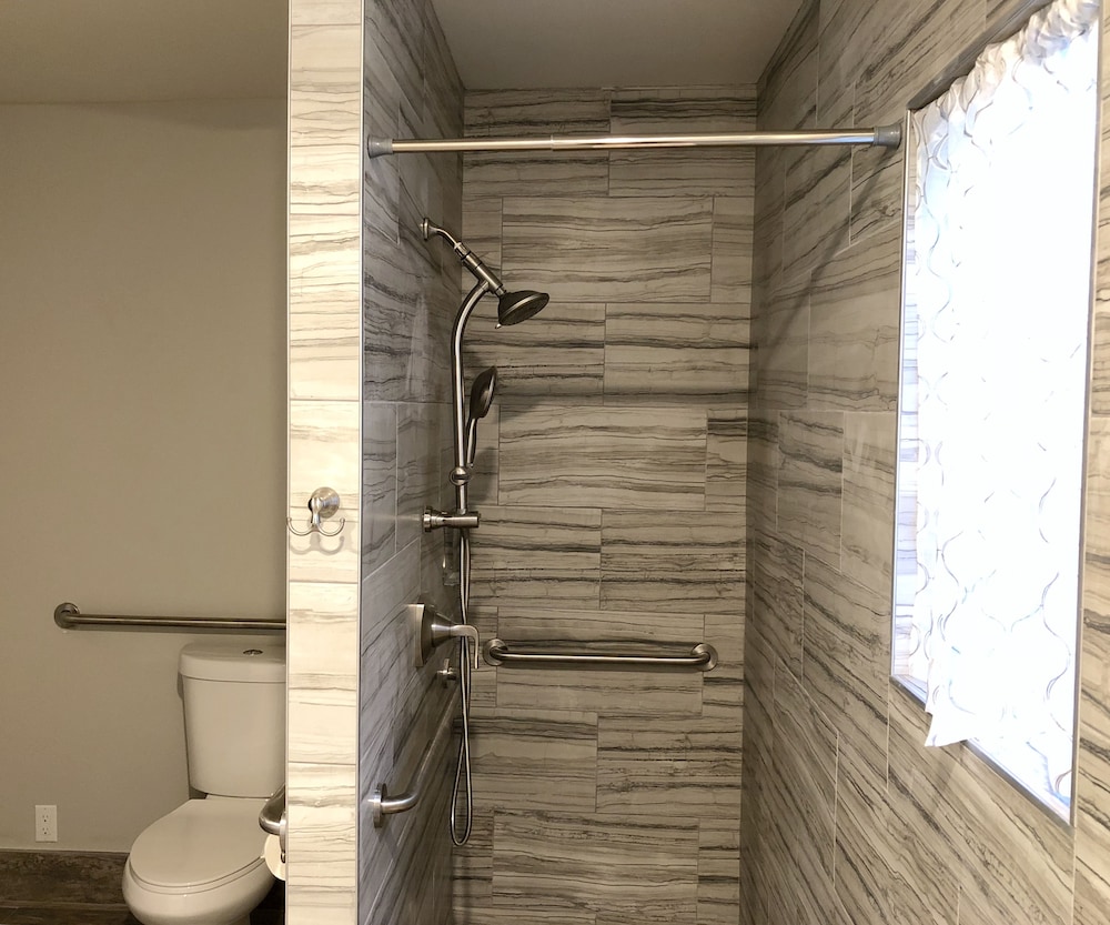Tahoe Vistana Inn - photo 36