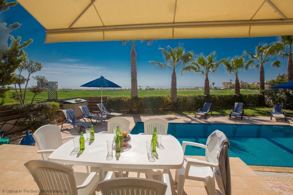 Cyprus Sunny Villas Gold
