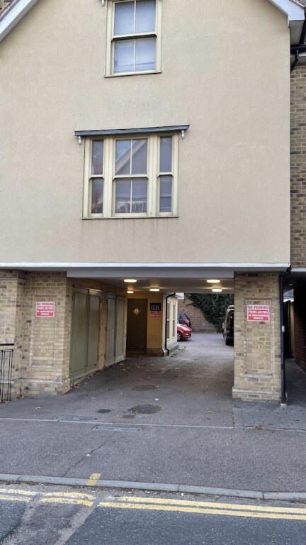 2 Bedroom Flat Ground Floor Town Centre Colchester — 4-Star Luxury Hotel in Colchester, United Kingdom