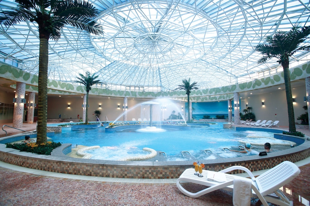 Raon Jeju — 4-Star Luxury Hotel in Jeju City, South Korea