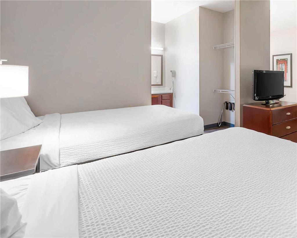 Extended Stay America Suites Indianapolis Airport W Southern - photo 26