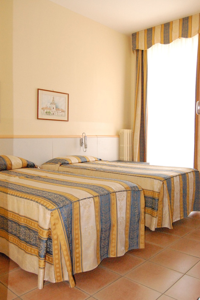 Novara Expo - last minute hotel in Bareggio