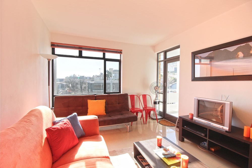 Bevendale 304 — 4-Star Luxury Hotel in Cape Town, South Africa