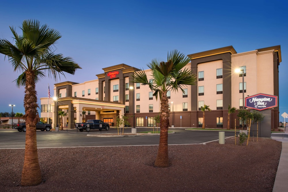 Hampton Inn El Centro - photo 32