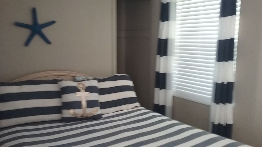 Tropical Bay Inn Motel - photo 7