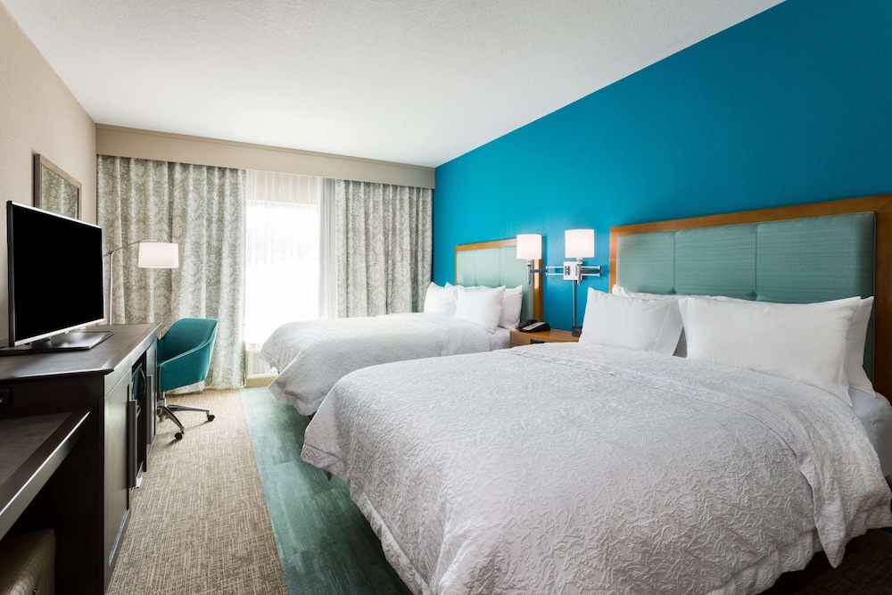 Hampton Inn & Suites Mary Esther Fort Walton Beach - photo 10