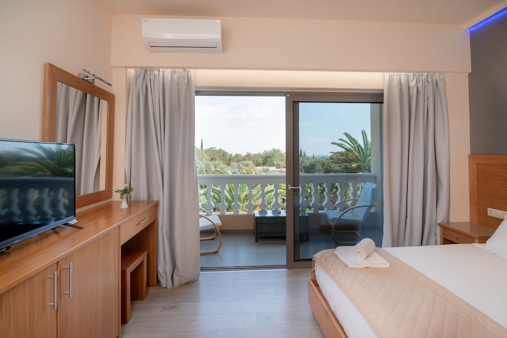 Fiori Hotel - carbon neutral hotel in Corfu