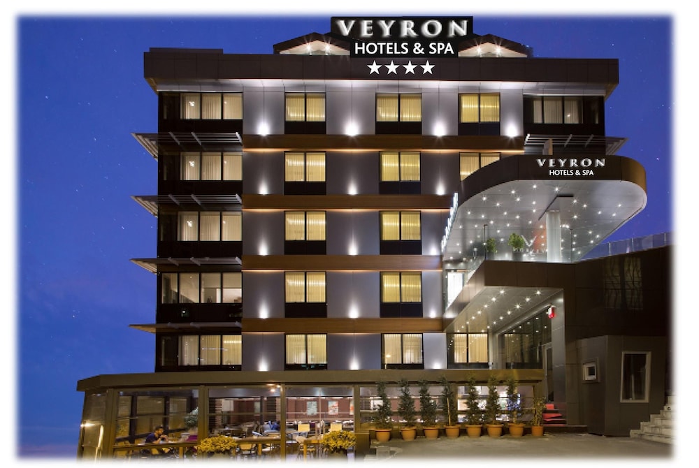 Veyron Hotels & Spa — 4-Star Luxury Hotel in Istanbul, Turkey