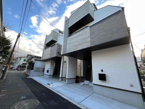 Ochiai Open House — 4-Star Luxury Hotel in Tokyo, Japan