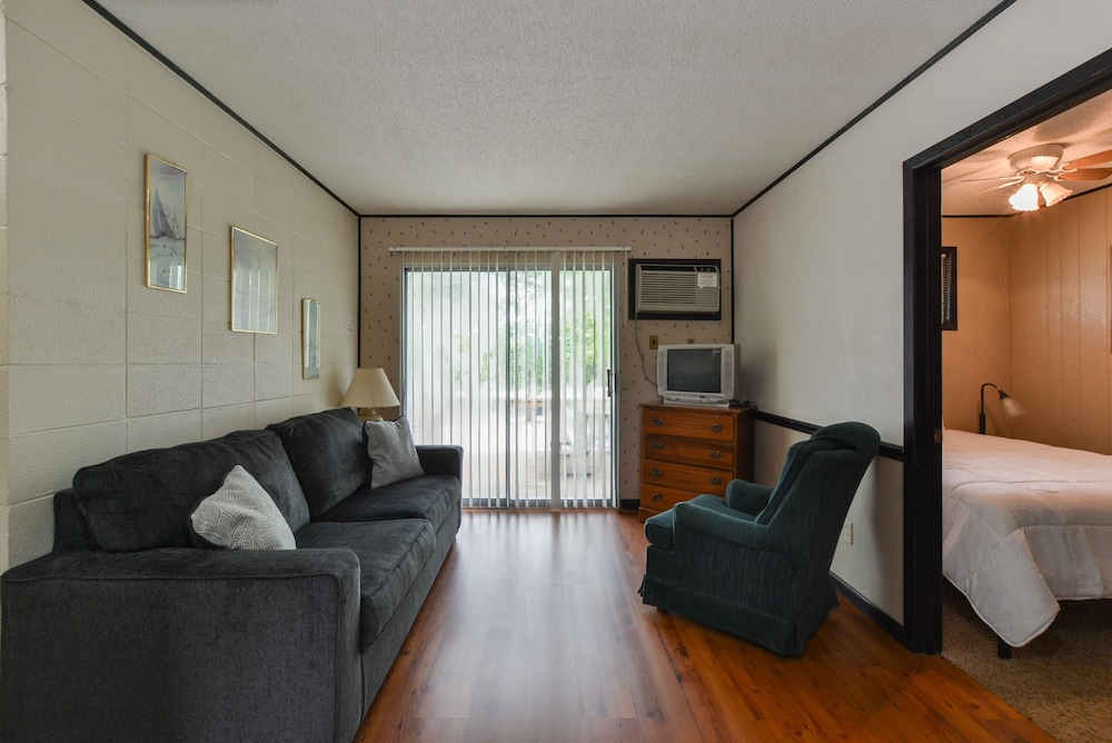 Kimberling Cove Resort - photo 30
