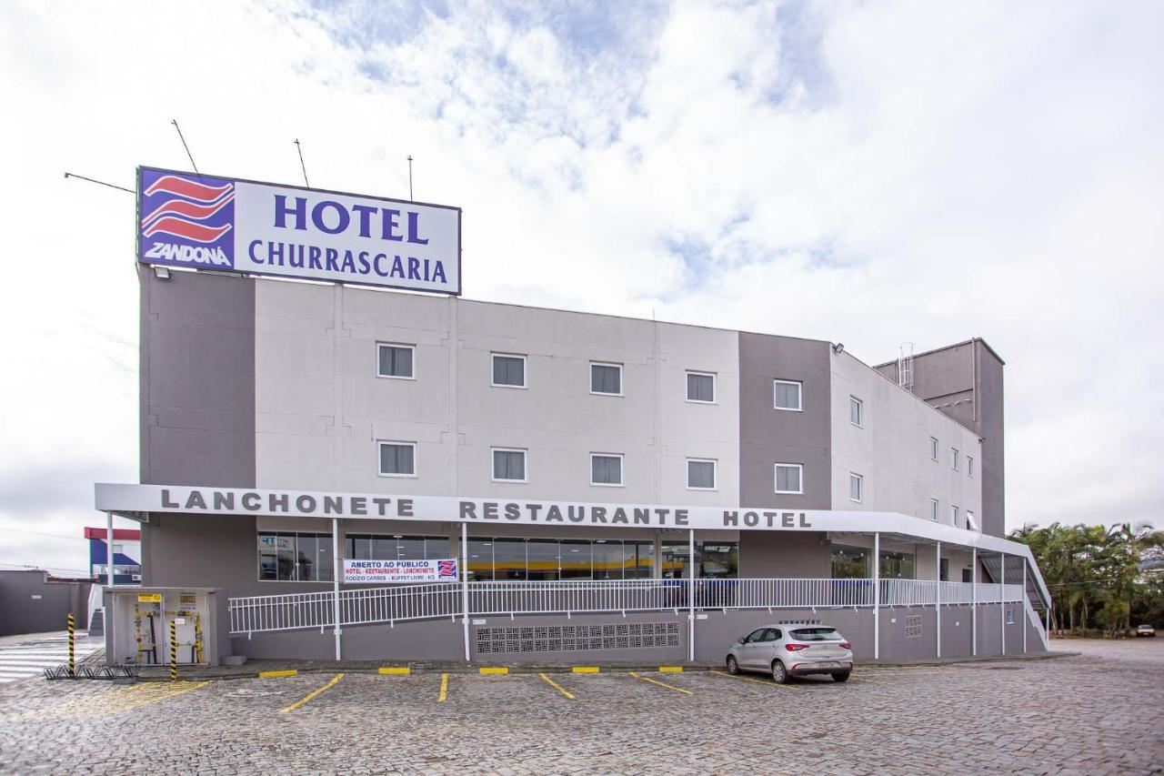 Hotel Zandoná — Blumenau — photo 2