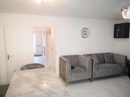 Harrow Home — 4-Star Luxury Hotel in Harrow, United Kingdom