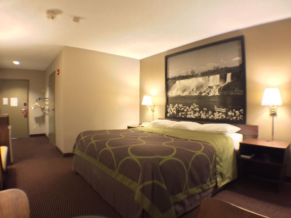 Super 8 by Wyndham Niagara Falls NY - photo 10