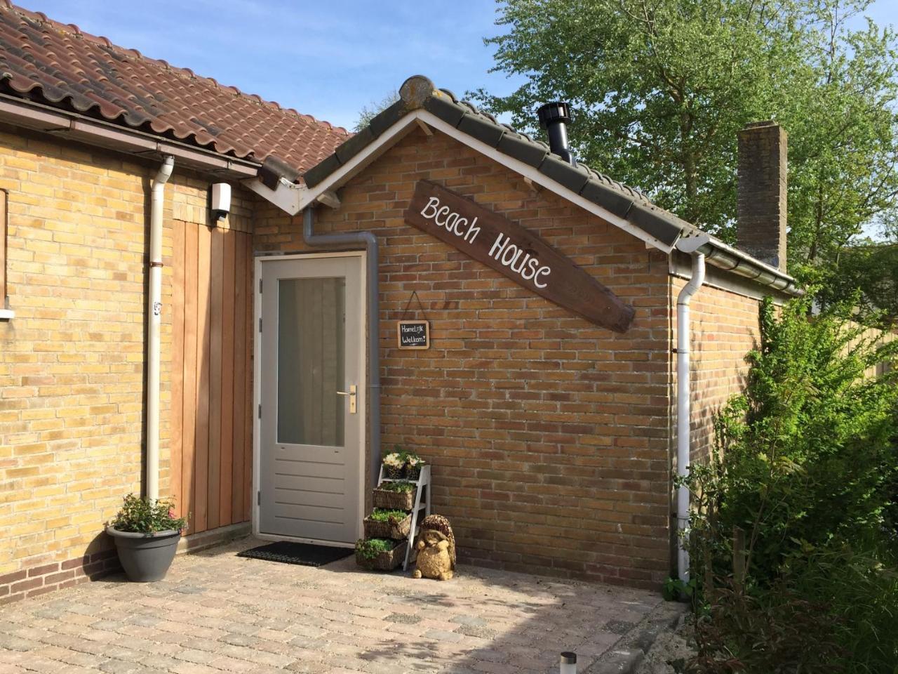 B&B Beach House Texel — 4-Star Luxury Hotel in De Koog, Netherlands