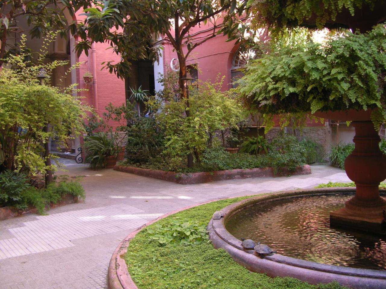 Biancalunagiulia — 4-Star Luxury Hotel in Rome, Italy