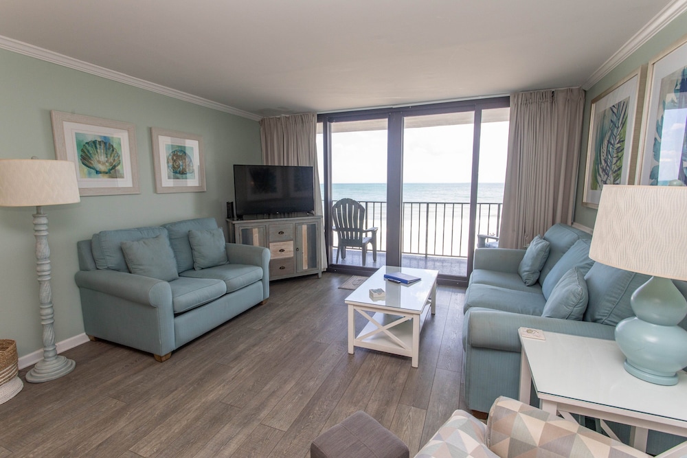 Royal Garden Resort 201 3 Bedroom Condo by RedAwning - photo 17