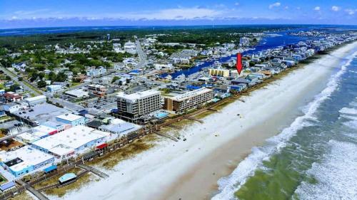 Carolina Beach Haven w Private Balcony - photo 42