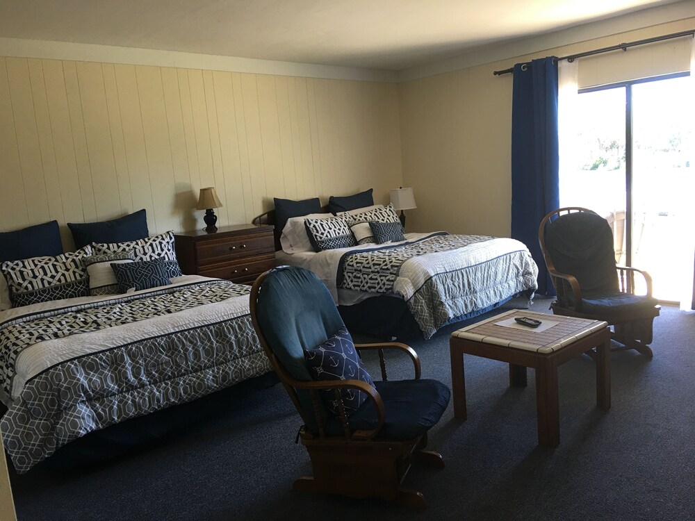 The Rivers Edge Motel - photo 18