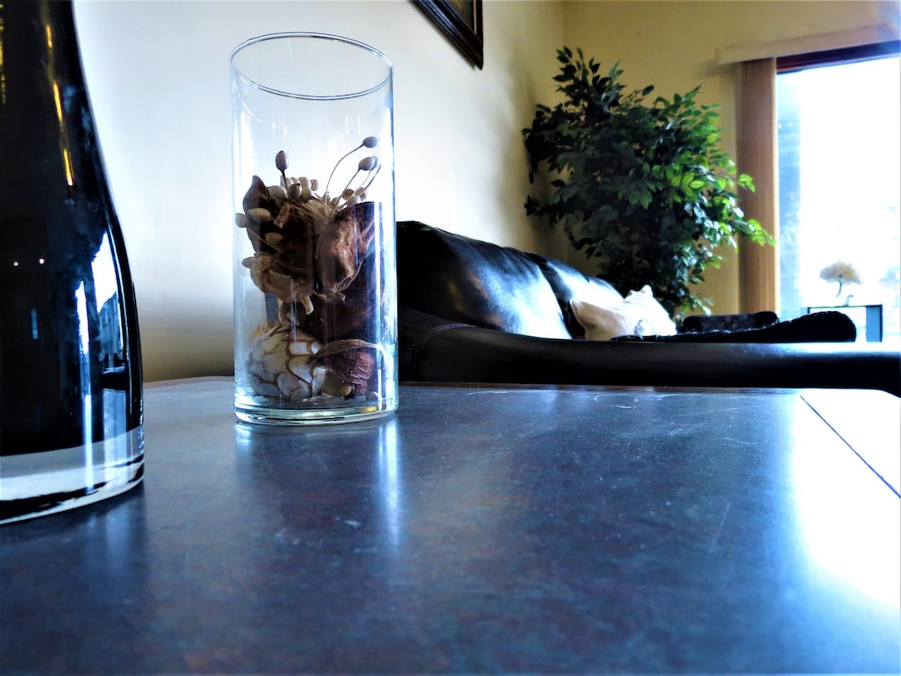 Ranchland Inn — Nanton — photo 4