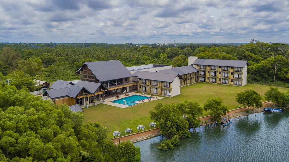 Amora Lagoon in Katunayaka, Sri Lanka
