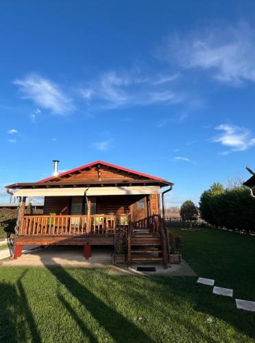 Ξύλινη Φωλιά Wooden Nest in Trikala, Greece