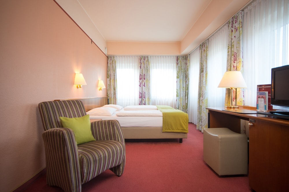 Trip Inn Posthotel Duren — Dueren