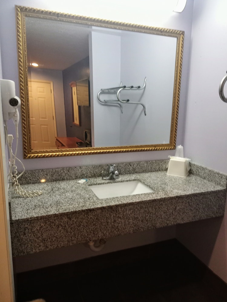 Coldspring Inn - photo 11