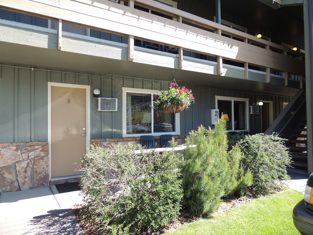 Pony Express Motel - photo 18
