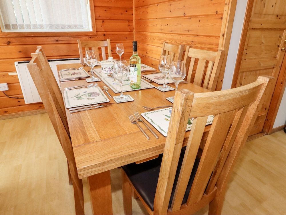 Watersview Lodge — Leek — photo 5