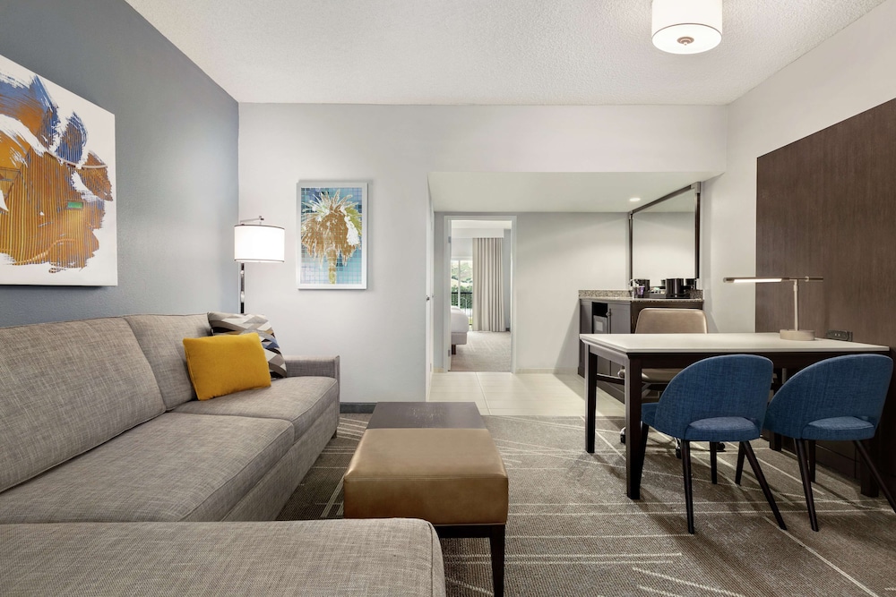 Embassy Suites by Hilton Milpitas Silicon Valley - photo 27