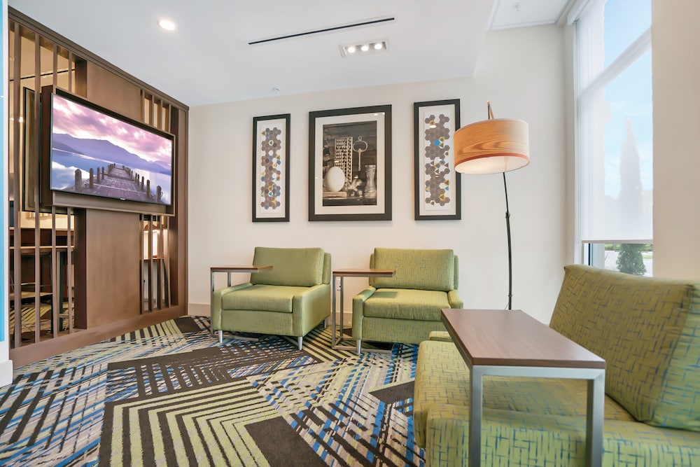 Holiday Inn Express Jacksonville South Bartram Prk - photo 50