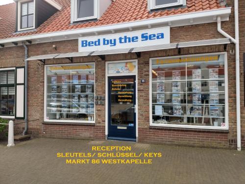 Tiny Studio Batavia Adults Only Bed By The Sea — 4-Star Luxury Hotel in Westkapelle, Netherlands