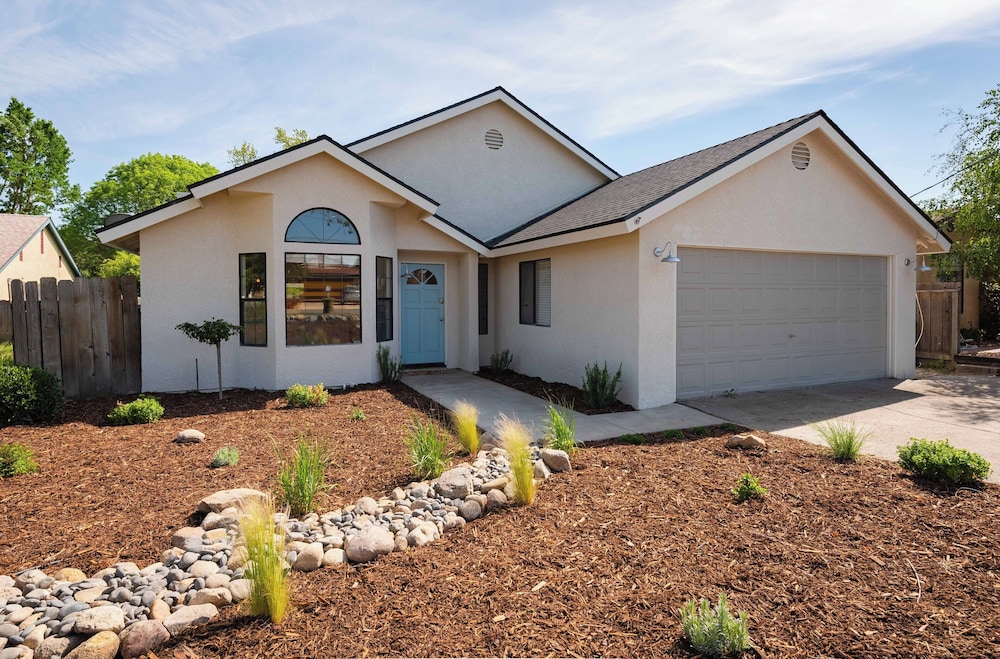 Wine Country Respite — hotel in Templeton