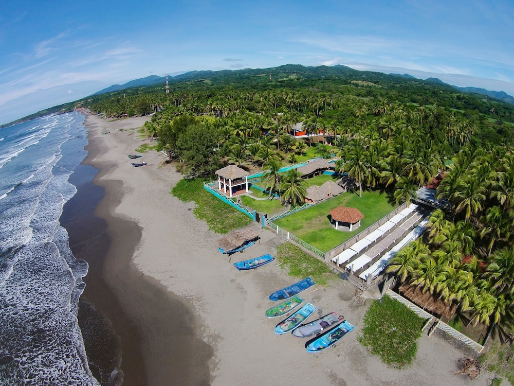 Azul Surf Club in Usulutan, El Salvador