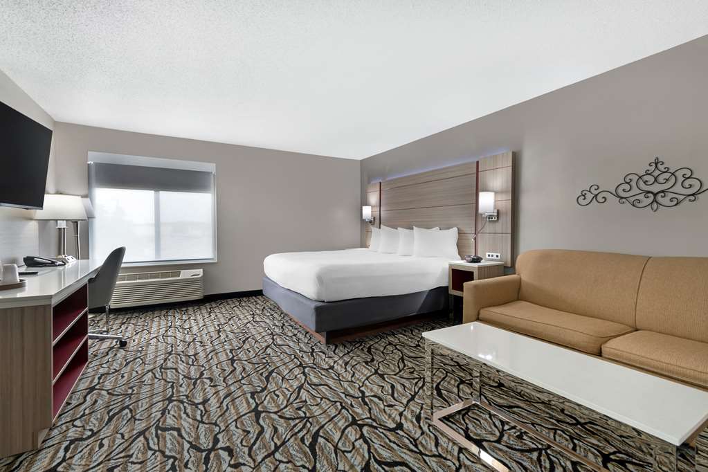 Best Western Plus Albert Lea I 90 I 35 Hotel - photo 17