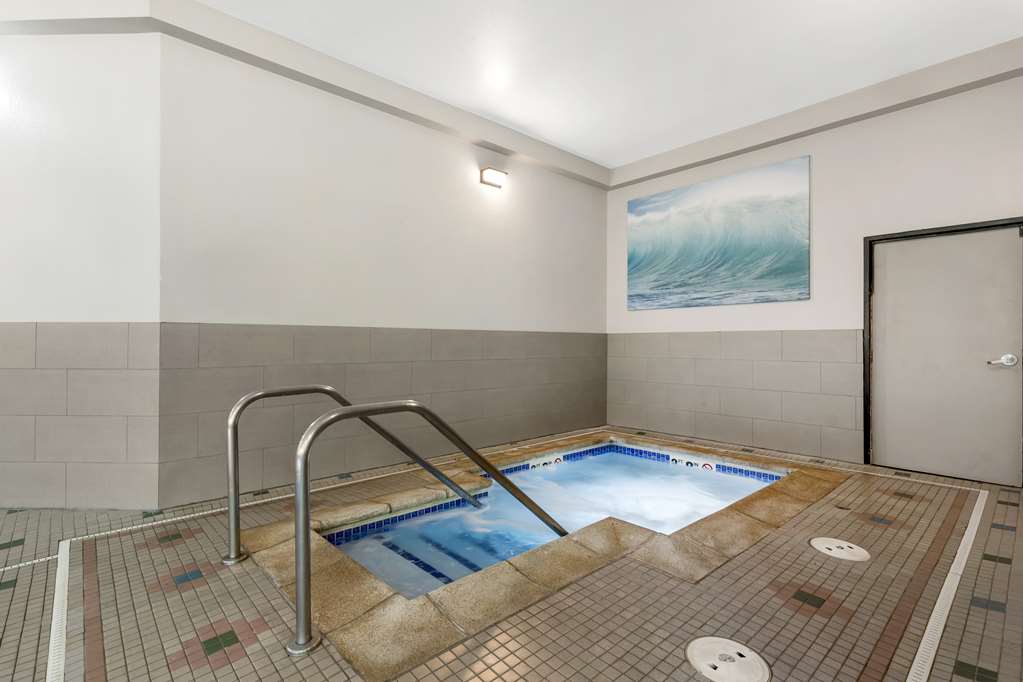 Best Western Plus Des Moines West Inn & Suites - photo 45