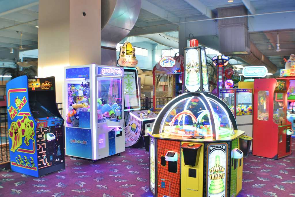Ramada by Wyndham Sioux Falls Airport Waterpark & Event Ctr - photo 63