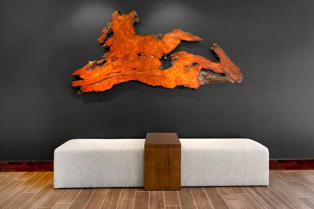 Hampton Inn & Suites Windsor Sonoma Wine Country - photo 4