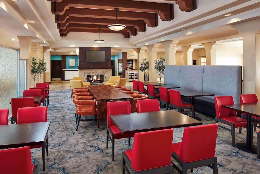 Hilton Garden Inn Valencia Six Flags - photo 19
