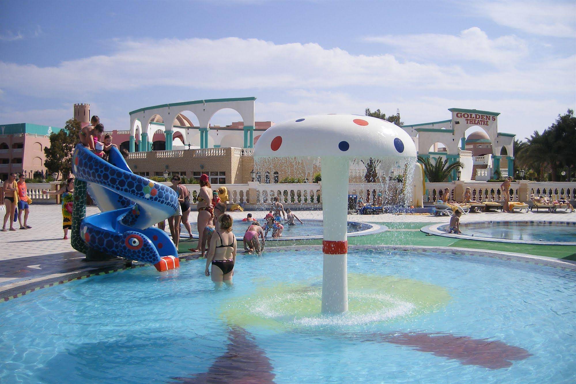 Golden 5 Diamond Beach Hotel & Resort — Hurghada — photo 5